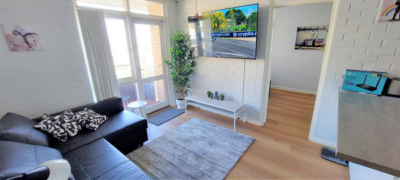 Sky High On Arundel - Central Fremantle Apartment Ngoại thất bức ảnh